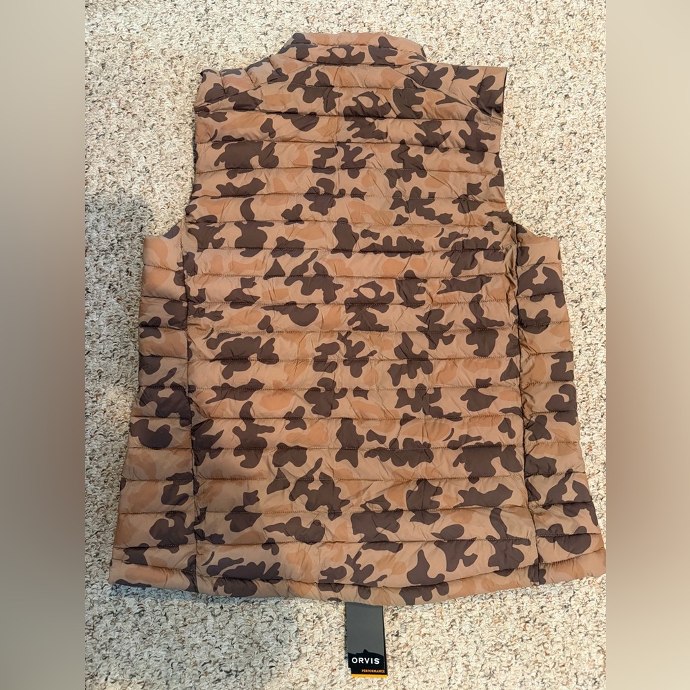 NWT Orvis Men's Drift Vest - Camo - Picture 5 of 5